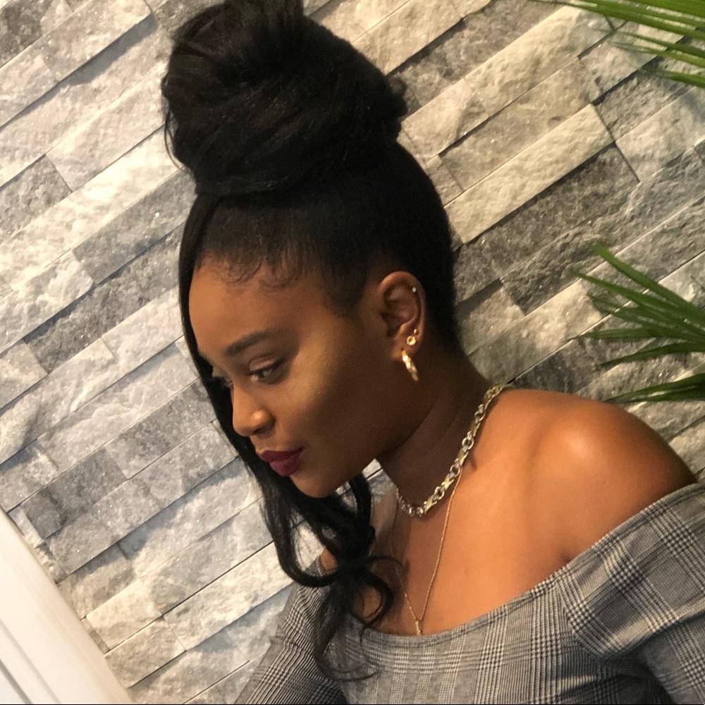 Meet your Posher, Rochelle